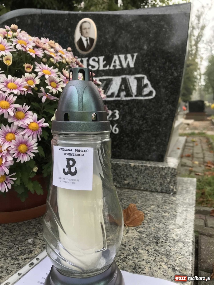Zdjęcie w galerii na portalu naszraciborz.pl: Walcząc myśleli o Tobie. Żyjąc pamiętaj o nich! Polscy bohaterowie na naszych cmentarzach wiadomości z regionu