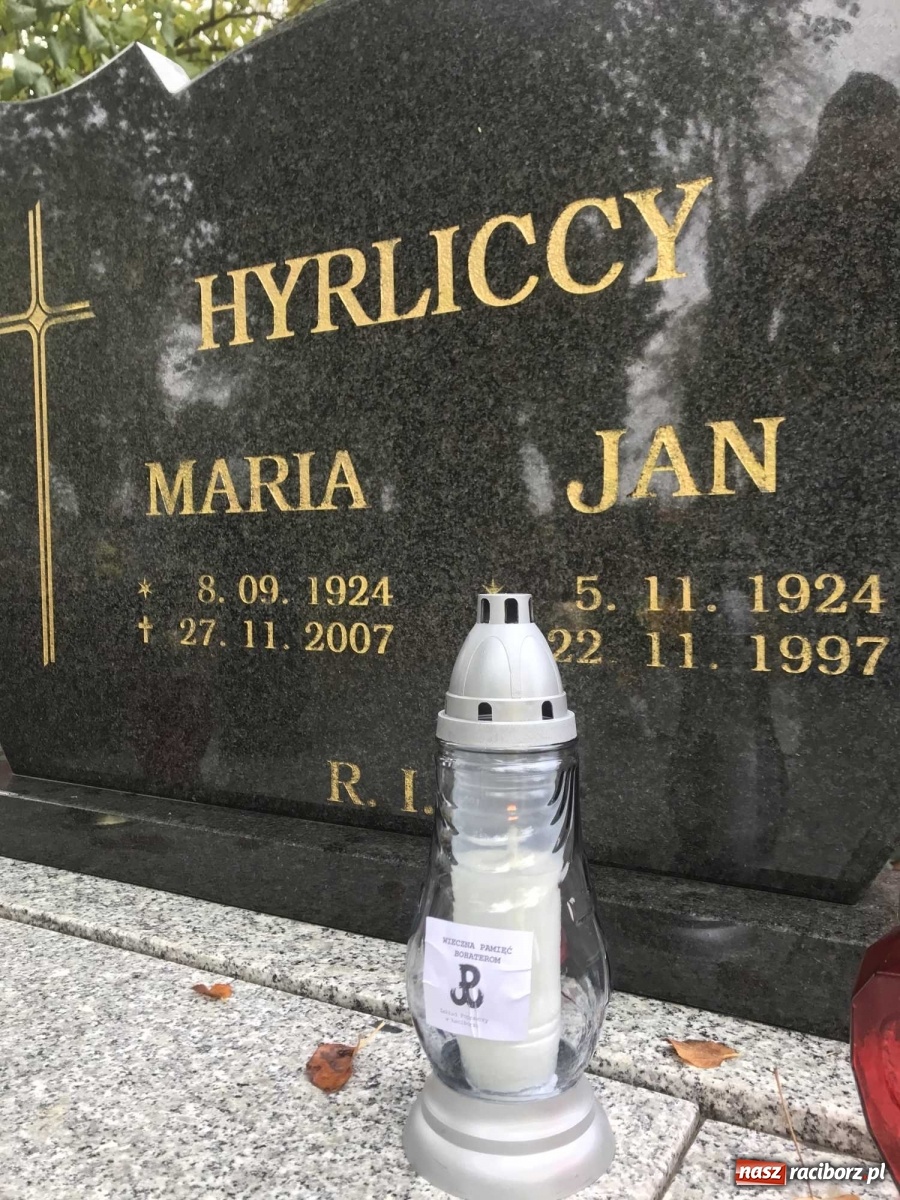 Zdjęcie w galerii na portalu naszraciborz.pl: Walcząc myśleli o Tobie. Żyjąc pamiętaj o nich! Polscy bohaterowie na naszych cmentarzach wiadomości z regionu