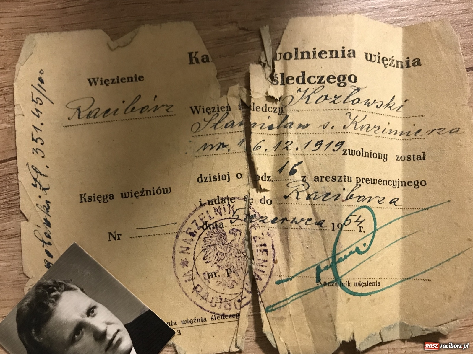 Zdjęcie w galerii na portalu naszraciborz.pl: Walcząc myśleli o Tobie. Żyjąc pamiętaj o nich! Polscy bohaterowie na naszych cmentarzach wiadomości z regionu