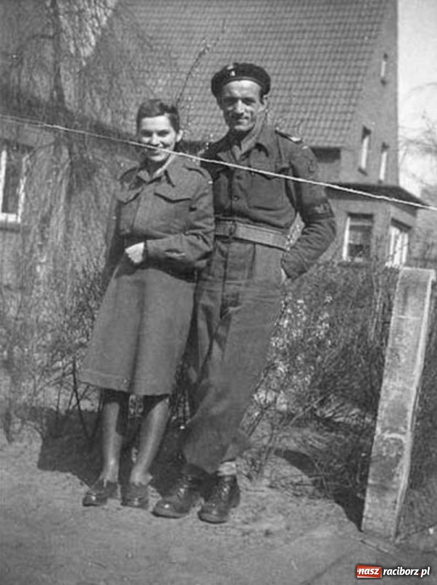 Zdjęcie w galerii na portalu naszraciborz.pl: Walcząc myśleli o Tobie. Żyjąc pamiętaj o nich! Polscy bohaterowie na naszych cmentarzach wiadomości z regionu