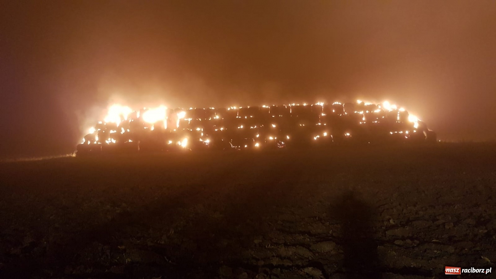 Zdjęcie w galerii na portalu naszraciborz.pl: Raport 998. 50 tys. złotych strat po pożarze w Owsiszczach wiadomości z regionu