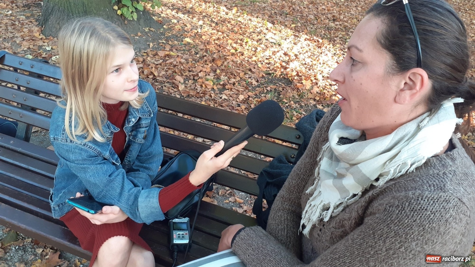 Zdjęcie w galerii na portalu naszraciborz.pl: Podaj łapę. Adoptuj! Borys ma nowy dom wiadomości z regionu