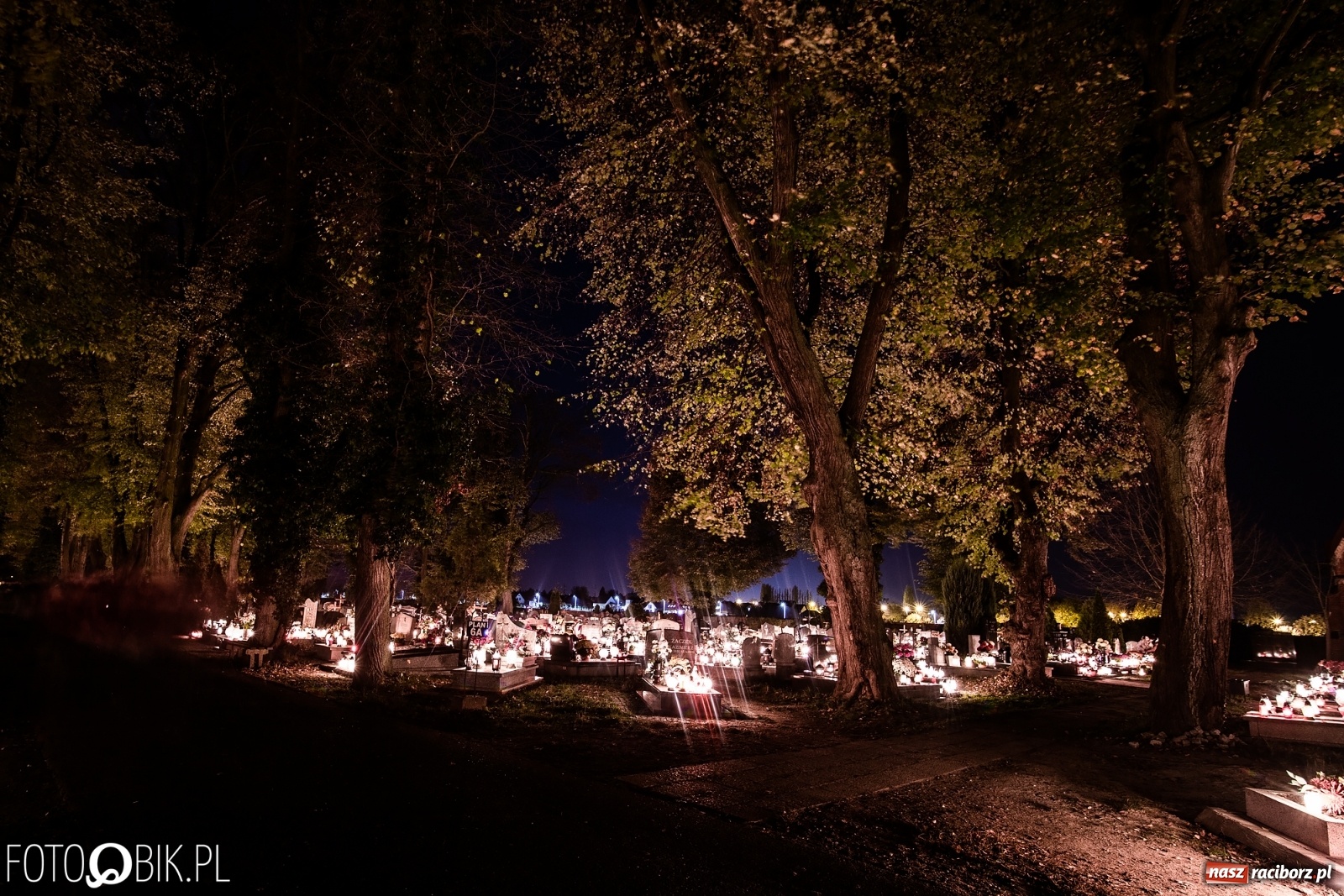 Zdjęcie w galerii na portalu naszraciborz.pl: Zbawieni w liczbie 144 tysięcy. Raciborskie Jeruzalem na Wszystkich Świętych [FOTO] wiadomości z regionu