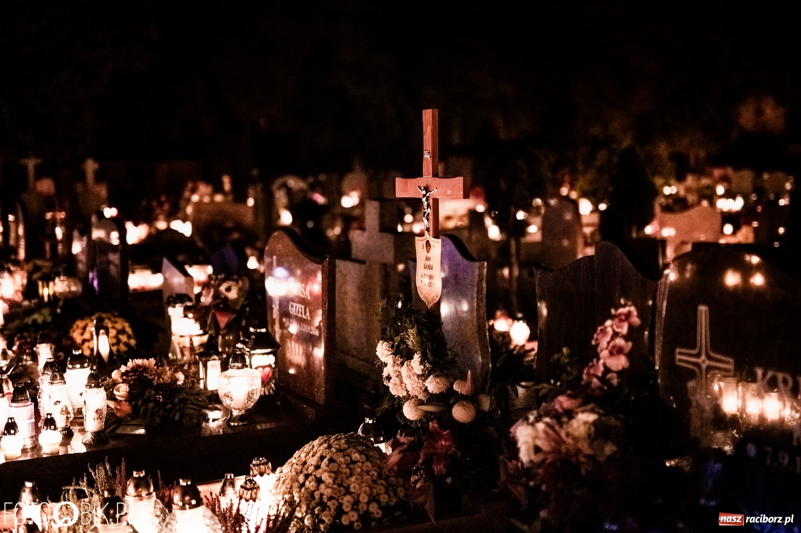Zdjęcie w galerii na portalu naszraciborz.pl: Zbawieni w liczbie 144 tysięcy. Raciborskie Jeruzalem na Wszystkich Świętych [FOTO] wiadomości z regionu