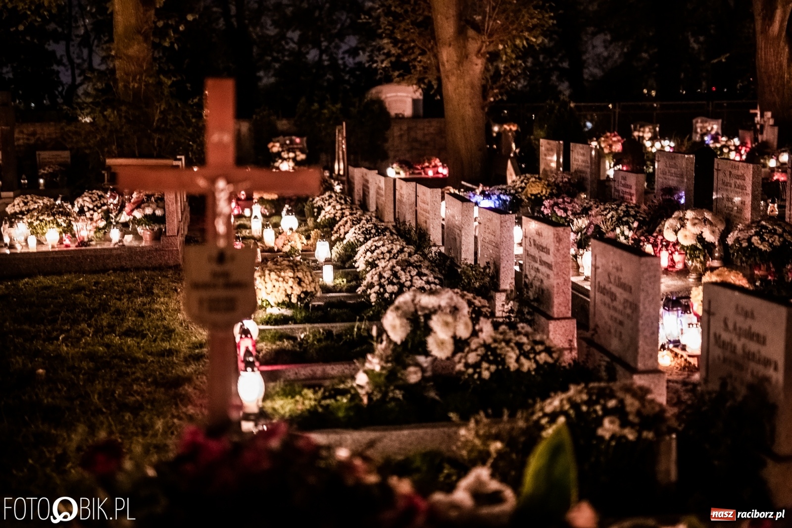 Zdjęcie w galerii na portalu naszraciborz.pl: Zbawieni w liczbie 144 tysięcy. Raciborskie Jeruzalem na Wszystkich Świętych [FOTO] wiadomości z regionu