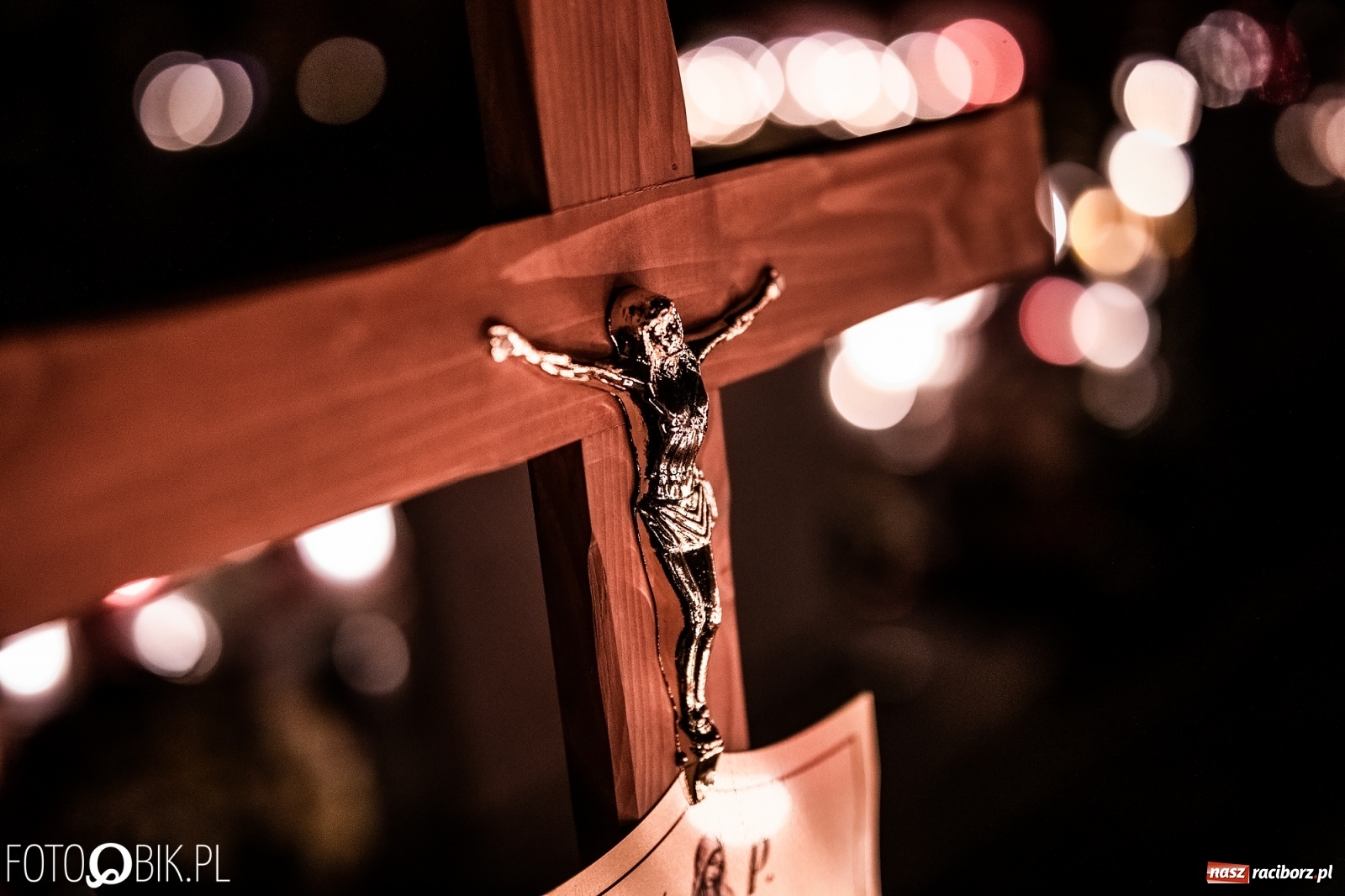 Zdjęcie w galerii na portalu naszraciborz.pl: Zbawieni w liczbie 144 tysięcy. Raciborskie Jeruzalem na Wszystkich Świętych [FOTO] wiadomości z regionu