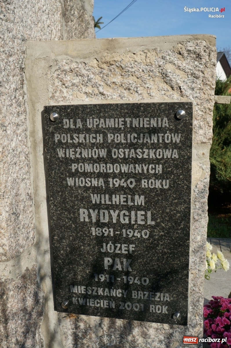Zdjęcie w galerii na portalu naszraciborz.pl: Policjanci oddali hołd pomordowanym przez Sowietów  wiadomości z regionu