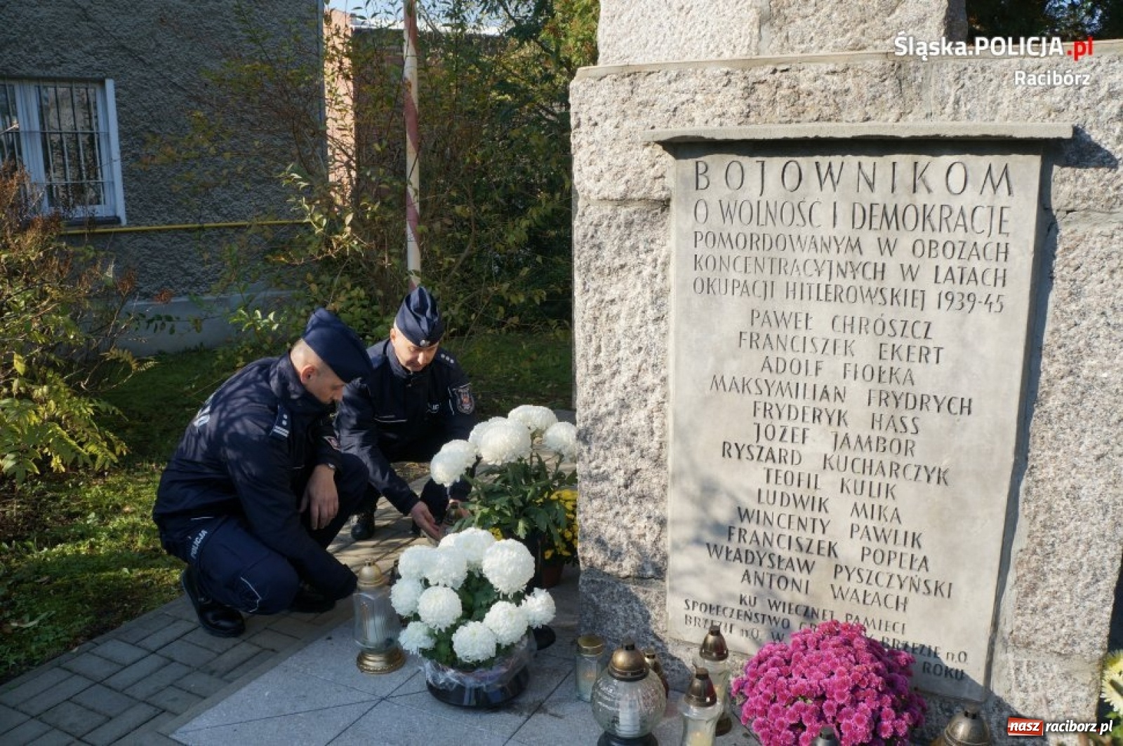 Zdjęcie w galerii na portalu naszraciborz.pl: Policjanci oddali hołd pomordowanym przez Sowietów  wiadomości z regionu