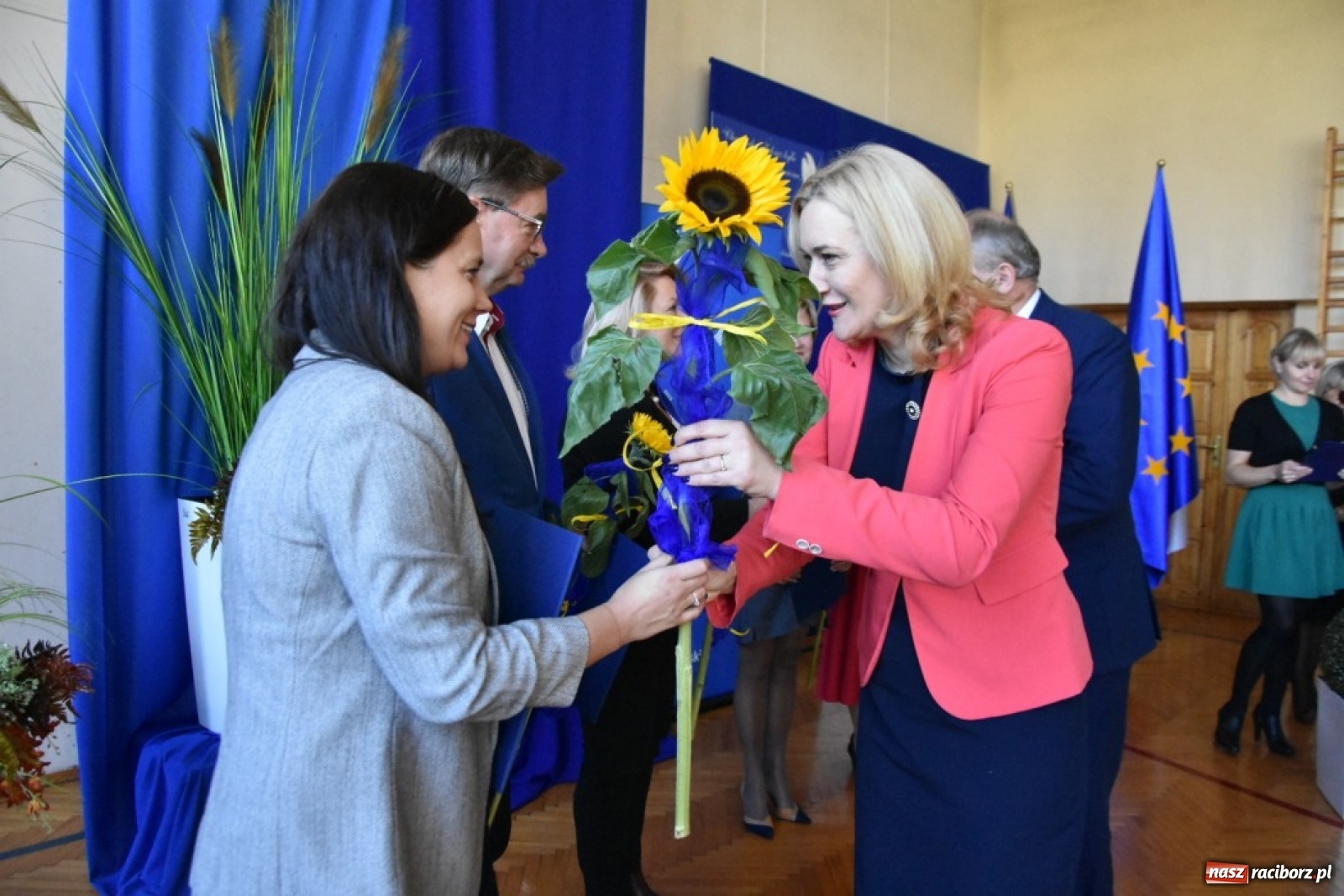 Zdjęcie w galerii na portalu naszraciborz.pl: Sławomir Szwed z nagrodą marszałka  wiadomości z regionu