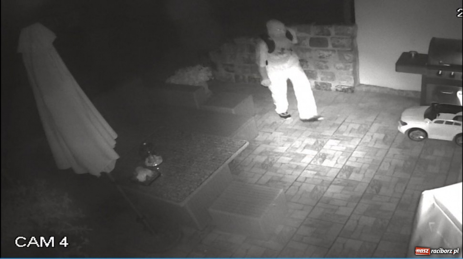 Zdjęcie w galerii na portalu naszraciborz.pl: Ten mężczyzna okradł dom. Szuka go policja wiadomości z regionu