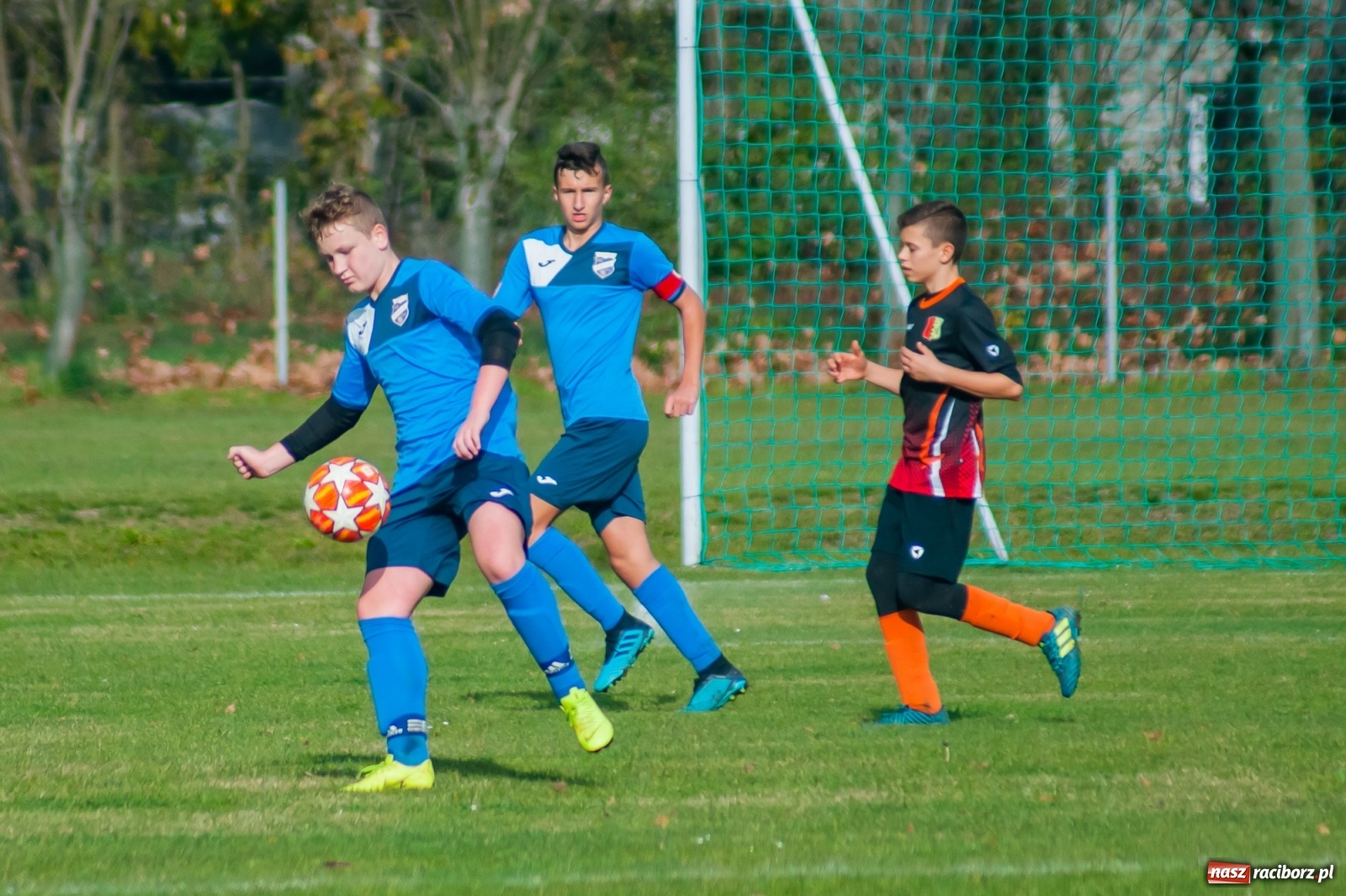 Zdjęcie w galerii na portalu naszraciborz.pl: Trampkarze Unii bezlitośni dla Połomi [FOTO] wiadomości z regionu