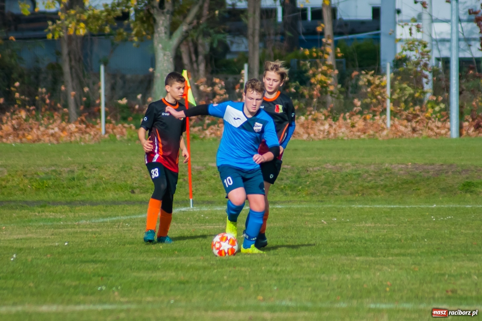 Zdjęcie w galerii na portalu naszraciborz.pl: Trampkarze Unii bezlitośni dla Połomi [FOTO] wiadomości z regionu