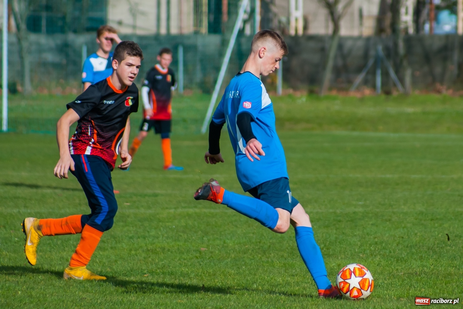 Zdjęcie w galerii na portalu naszraciborz.pl: Trampkarze Unii bezlitośni dla Połomi [FOTO] wiadomości z regionu