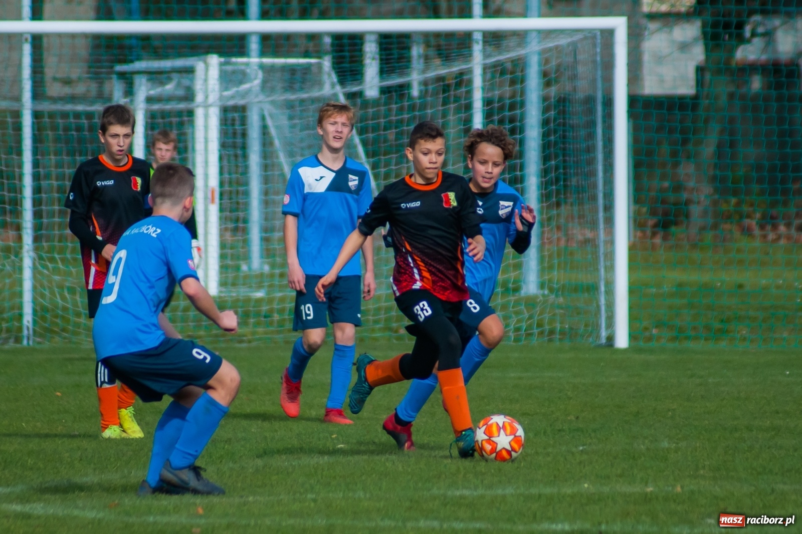Zdjęcie w galerii na portalu naszraciborz.pl: Trampkarze Unii bezlitośni dla Połomi [FOTO] wiadomości z regionu