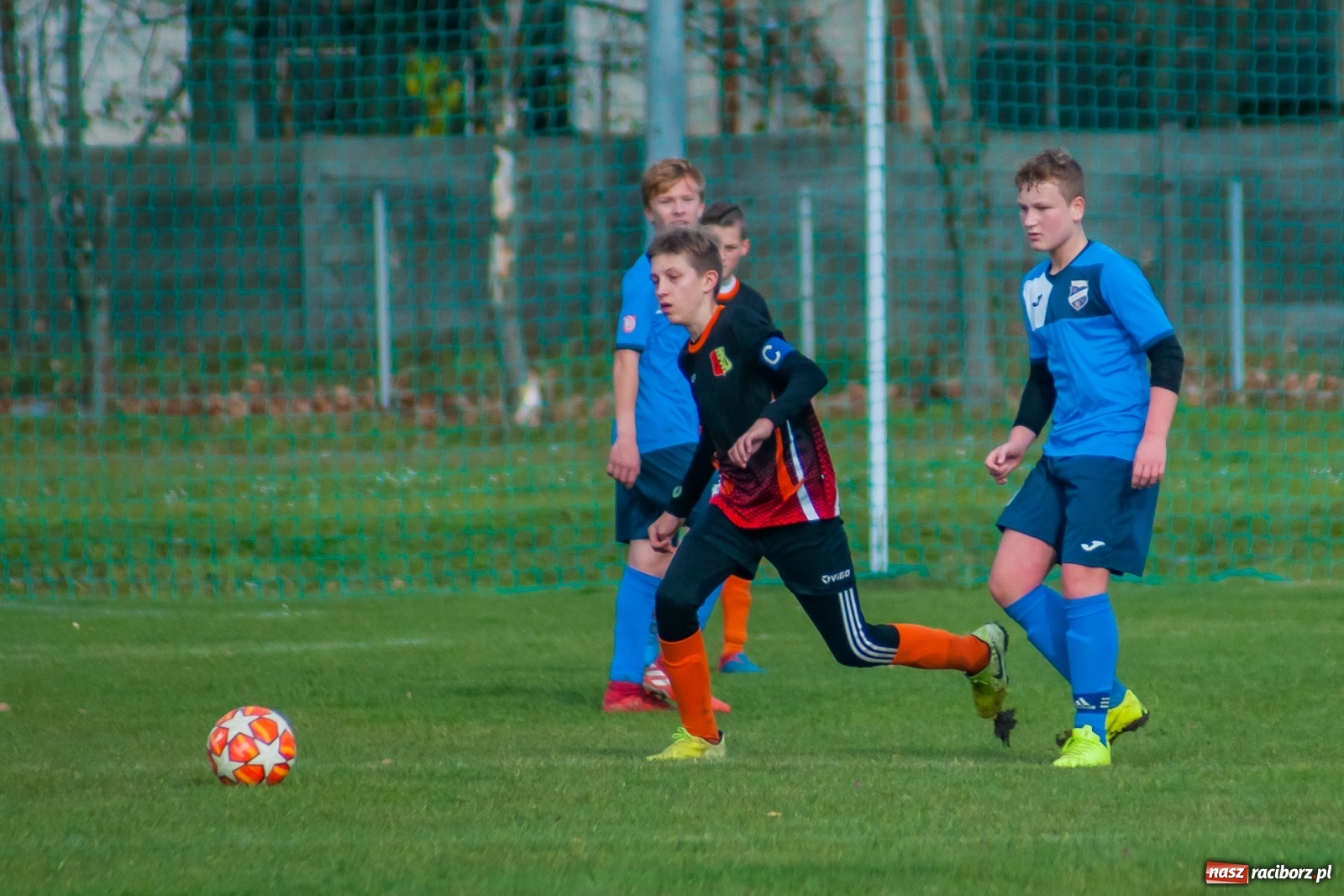 Zdjęcie w galerii na portalu naszraciborz.pl: Trampkarze Unii bezlitośni dla Połomi [FOTO] wiadomości z regionu