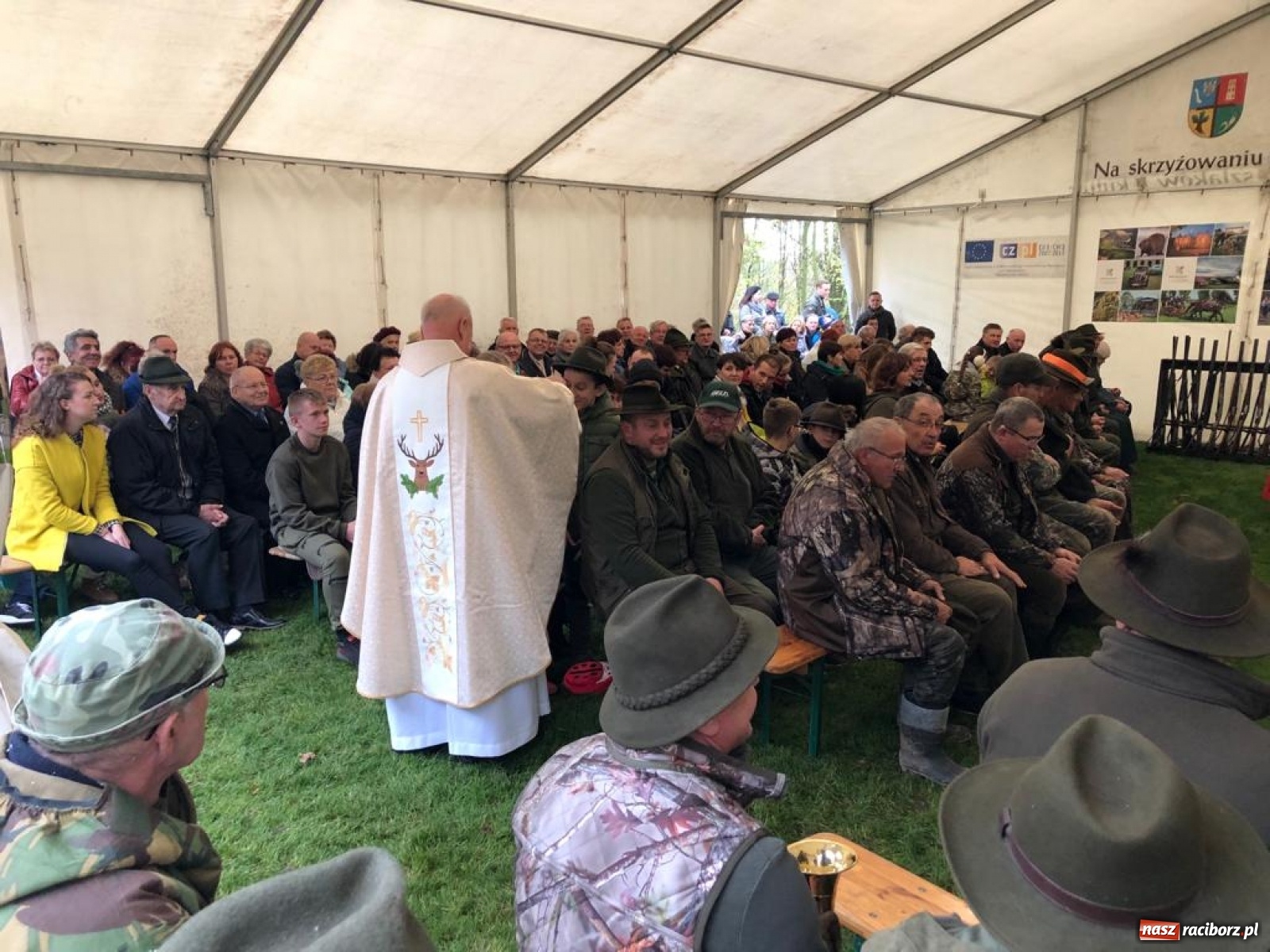 Zdjęcie w galerii na portalu naszraciborz.pl: W Bieńkowicach wspomniano świętego Huberta  wiadomości z regionu