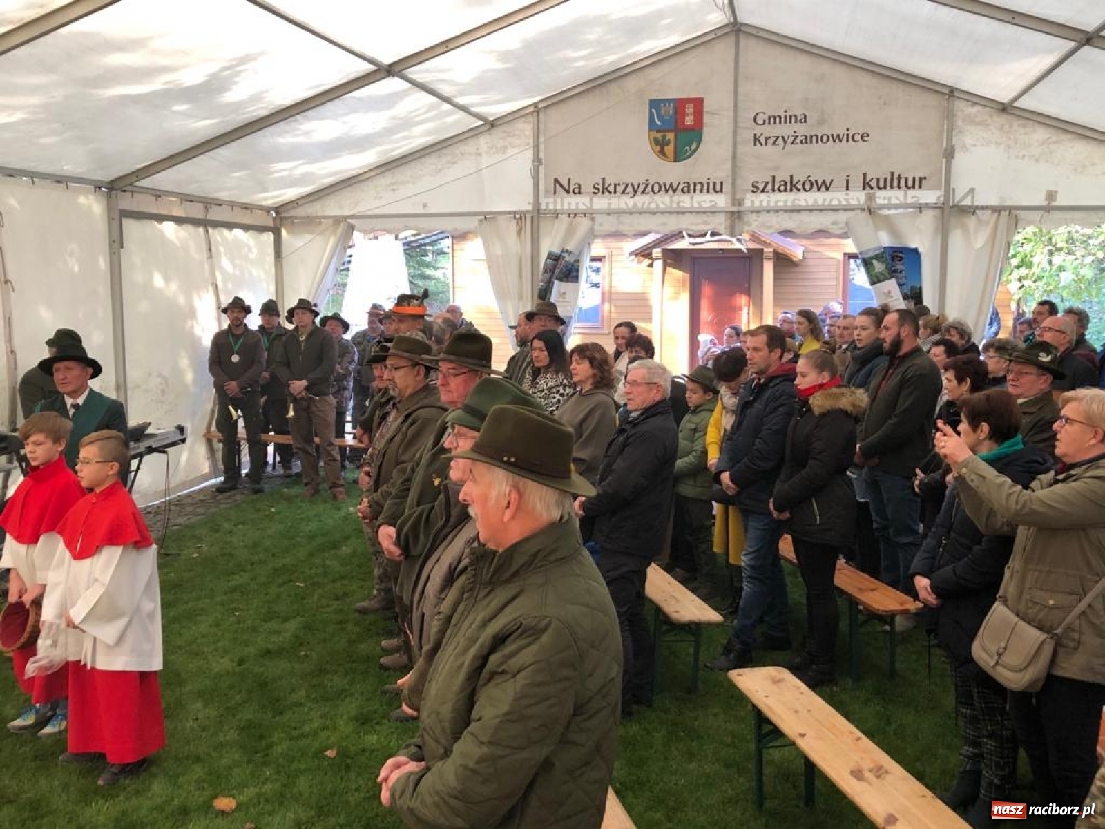 Zdjęcie w galerii na portalu naszraciborz.pl: W Bieńkowicach wspomniano świętego Huberta  wiadomości z regionu