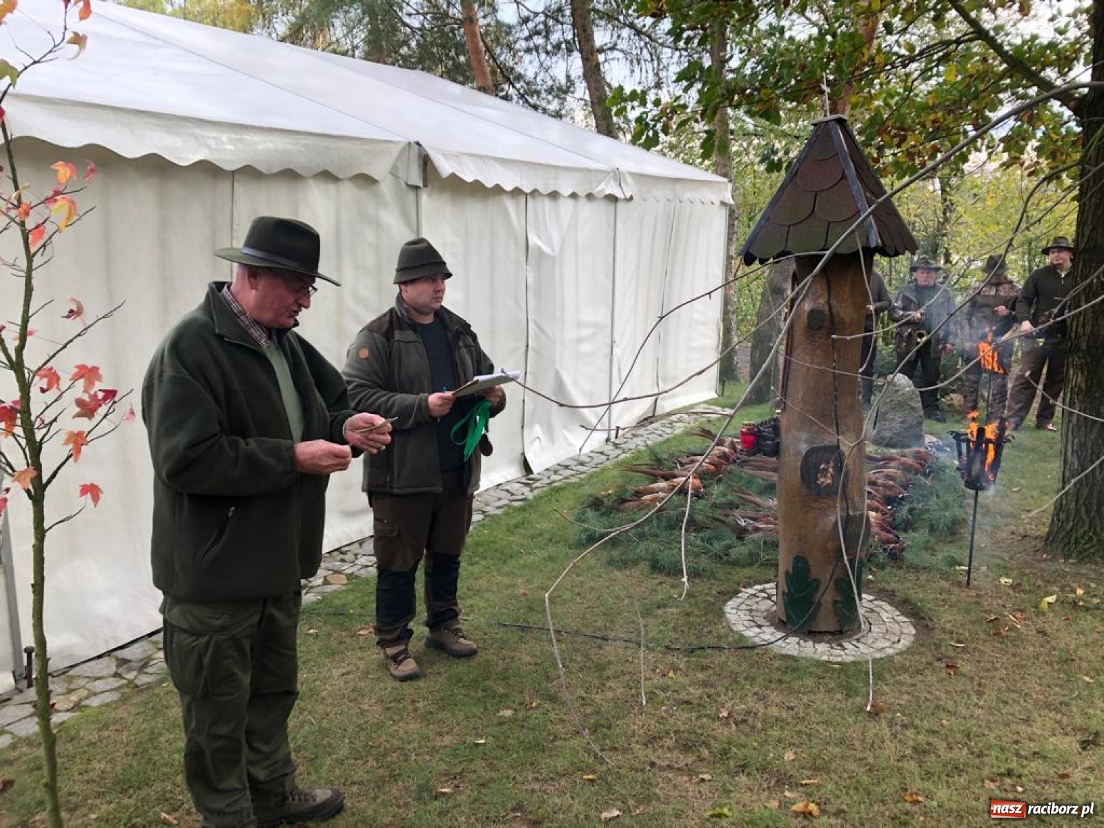 Zdjęcie w galerii na portalu naszraciborz.pl: W Bieńkowicach wspomniano świętego Huberta  wiadomości z regionu