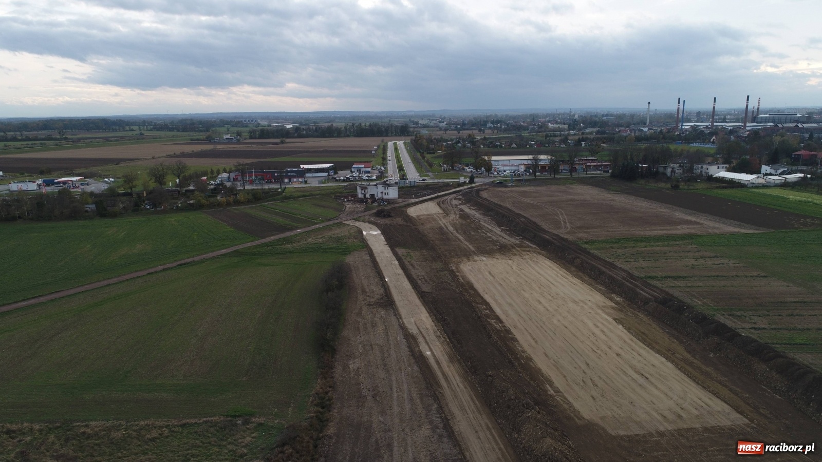 Zdjęcie w galerii na portalu naszraciborz.pl: Wschodnia obwodnica Raciborza. Najnowszy raport z budowy [FOTO i WIDEO] wiadomości z regionu