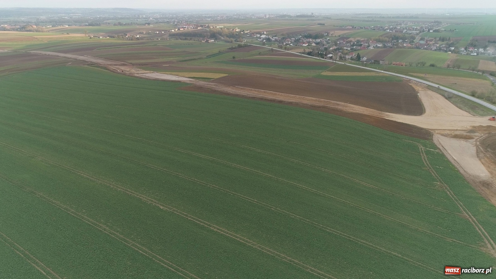 Zdjęcie w galerii na portalu naszraciborz.pl: Wschodnia obwodnica Raciborza. Najnowszy raport z budowy [FOTO i WIDEO] wiadomości z regionu