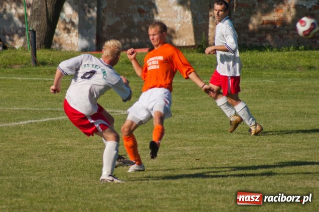 Zdjęcie w galerii na portalu naszraciborz.pl: Klasa A. Inauguracyjny falstart Krzanowic wiadomości z regionu