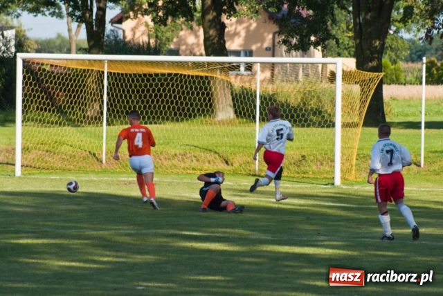 Zdjęcie w galerii na portalu naszraciborz.pl: Klasa A. Inauguracyjny falstart Krzanowic wiadomości z regionu