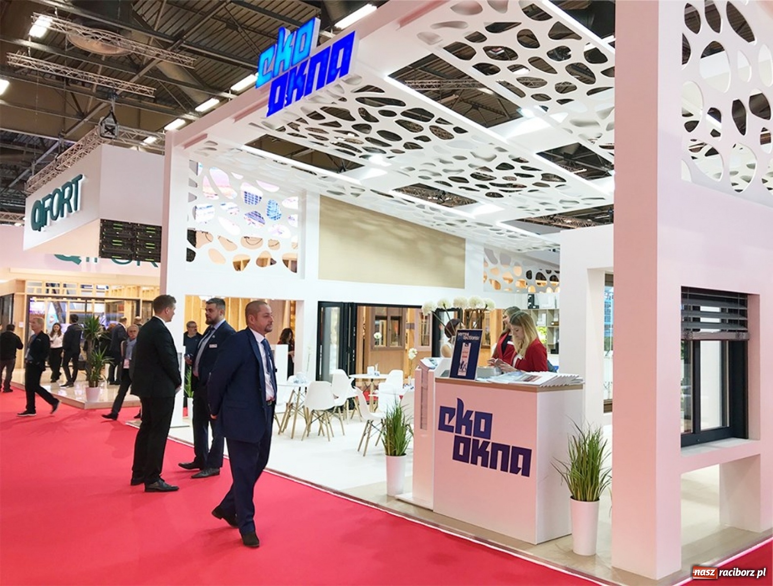 Zdjęcie w galerii na portalu naszraciborz.pl: Eko-Okna na paryskich targach Batimat  wiadomości z regionu