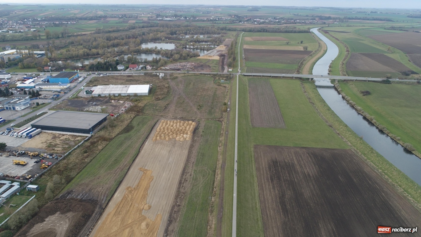 Zdjęcie w galerii na portalu naszraciborz.pl: Żwirownie na Ostrogu jak Malediwy. To jest możliwe! wiadomości z regionu