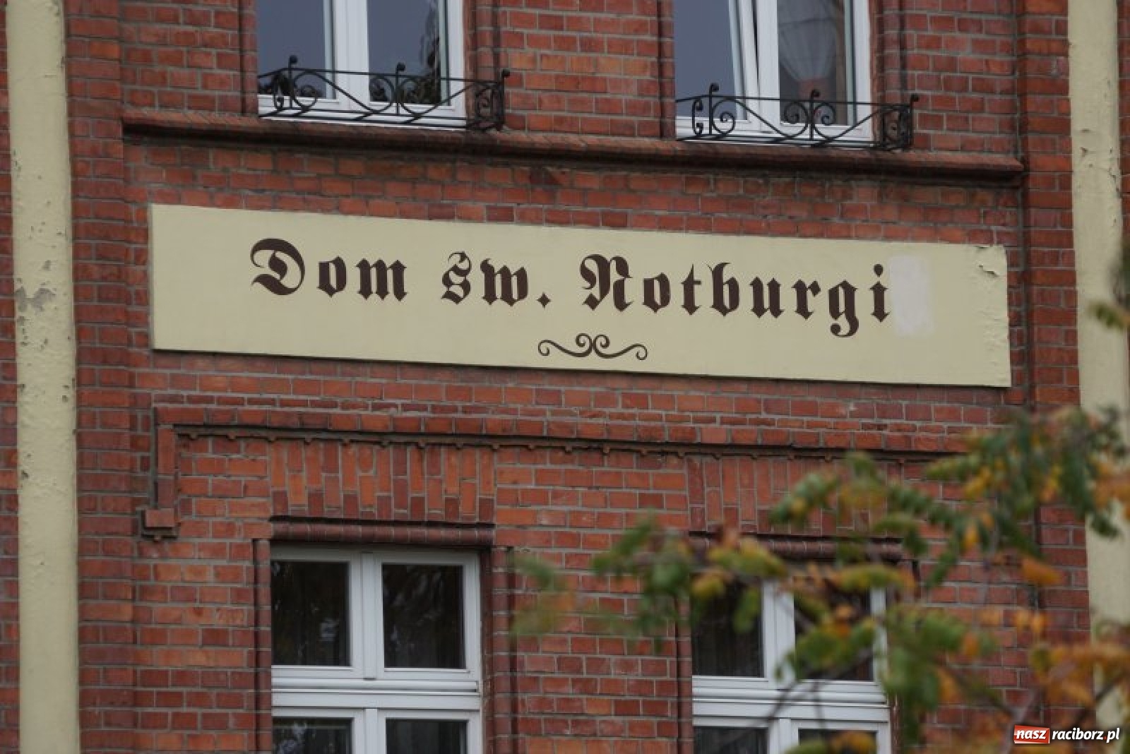 Zdjęcie w galerii na portalu naszraciborz.pl: Miasto wsparło renowację w domu św. Notburgi  wiadomości z regionu