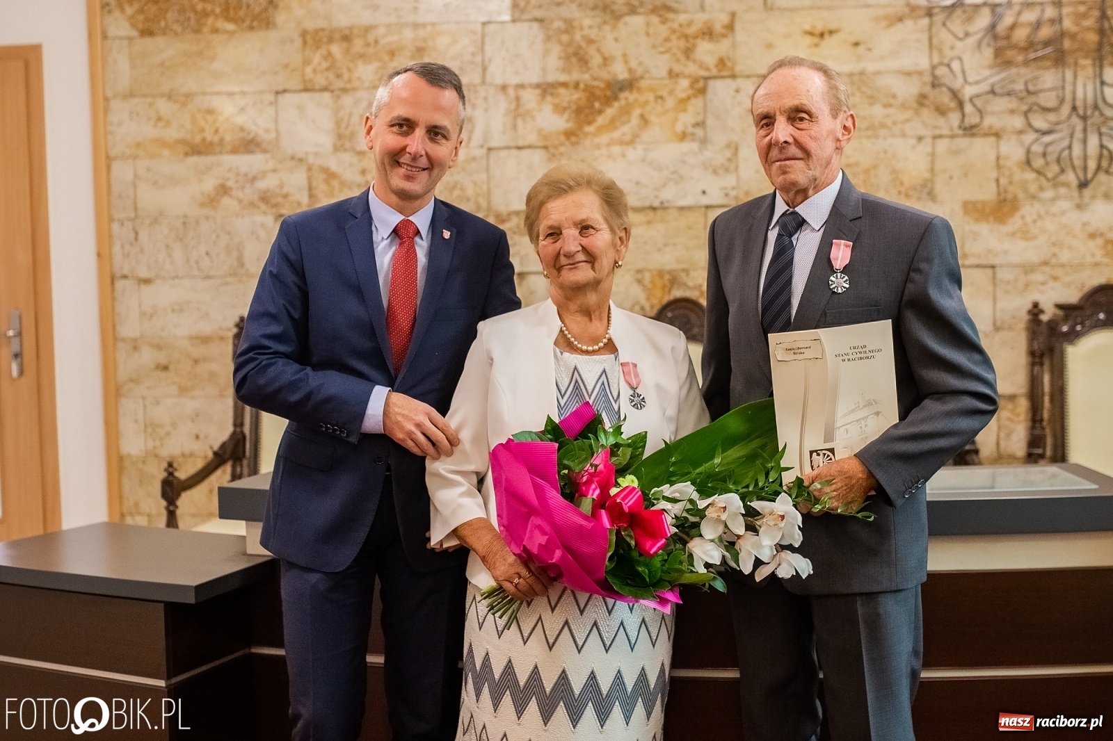 Zdjęcie w galerii na portalu naszraciborz.pl: Zgoda jest najważniejsza. Złote gody w raciborskim USC [FOTO i WIDEO] wiadomości z regionu