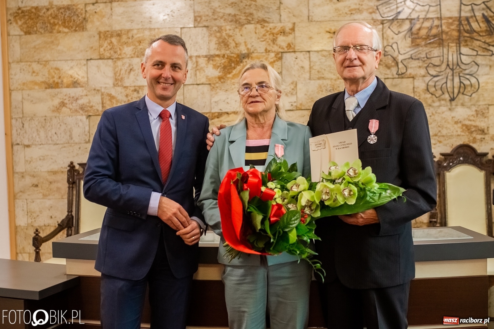 Zdjęcie w galerii na portalu naszraciborz.pl: Zgoda jest najważniejsza. Złote gody w raciborskim USC [FOTO i WIDEO] wiadomości z regionu