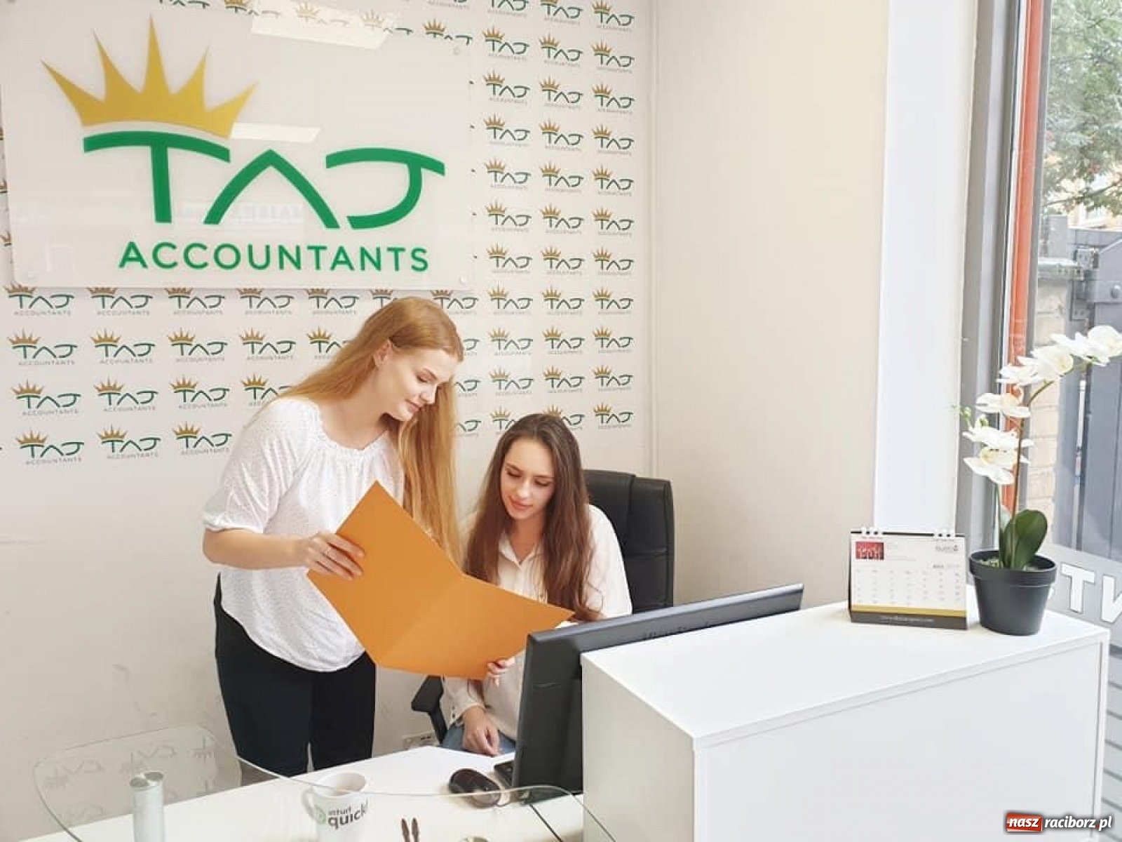 Zdjęcie w galerii na portalu naszraciborz.pl: Brexit ich nie wystraszył. Uczniowie CKZiU nr 1 na praktykach w Londynie wiadomości z regionu