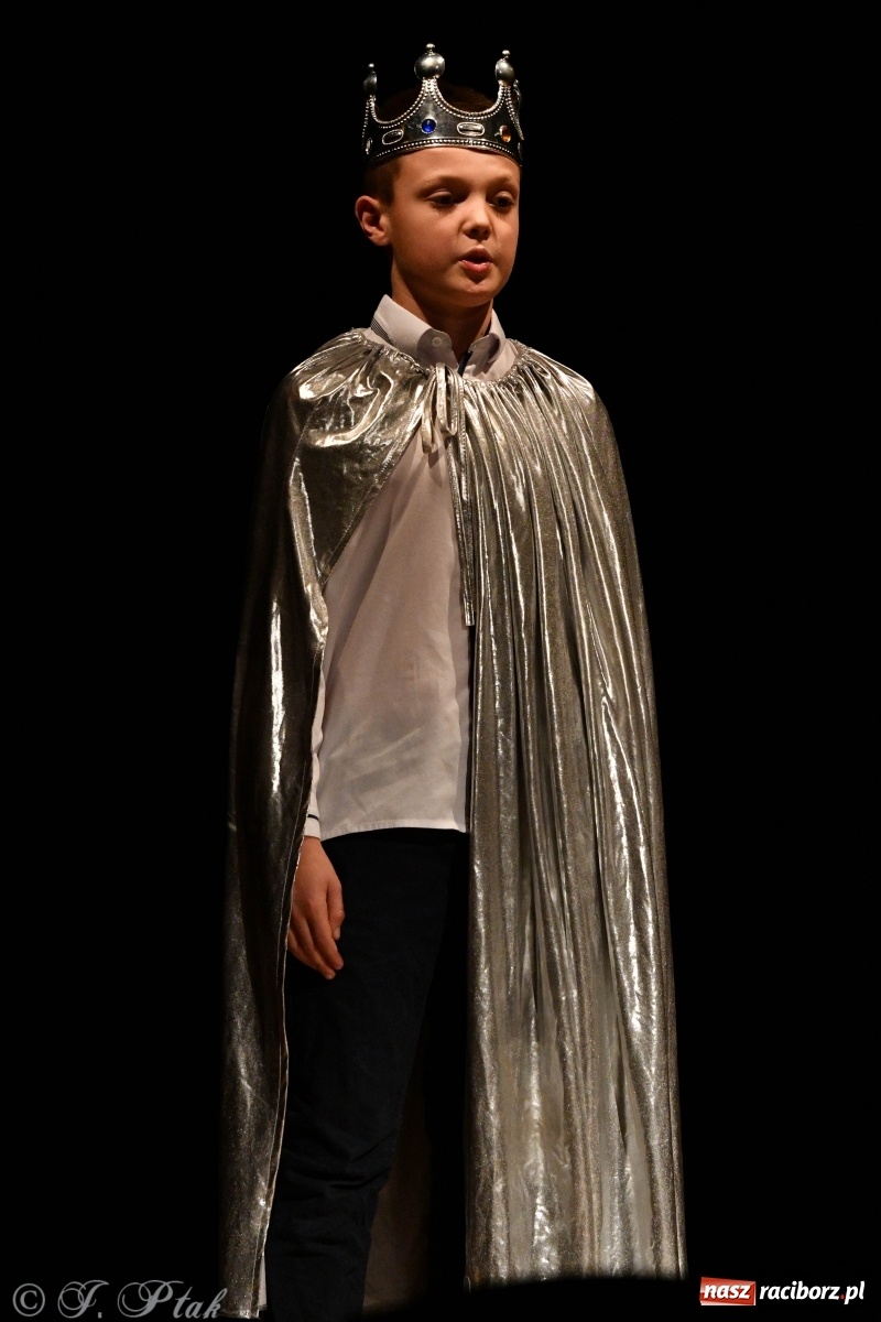 Zdjęcie w galerii na portalu naszraciborz.pl: Wieczór teatralny w MDK [FOTO i WIDEO] wiadomości z regionu