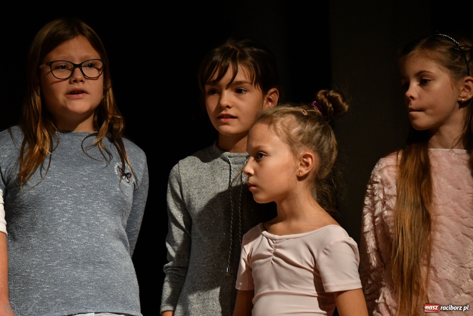 Zdjęcie w galerii na portalu naszraciborz.pl: Wieczór teatralny w MDK [FOTO i WIDEO] wiadomości z regionu