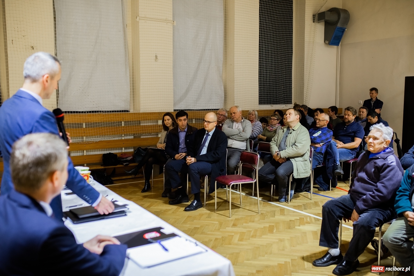 Zdjęcie w galerii na portalu naszraciborz.pl: Co gryzie mieszkańców Płoni? wiadomości z regionu