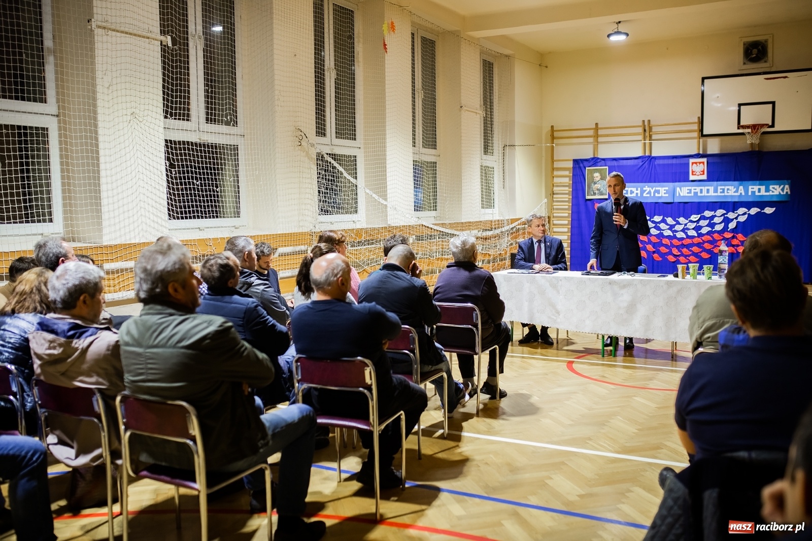 Zdjęcie w galerii na portalu naszraciborz.pl: Co gryzie mieszkańców Płoni? wiadomości z regionu