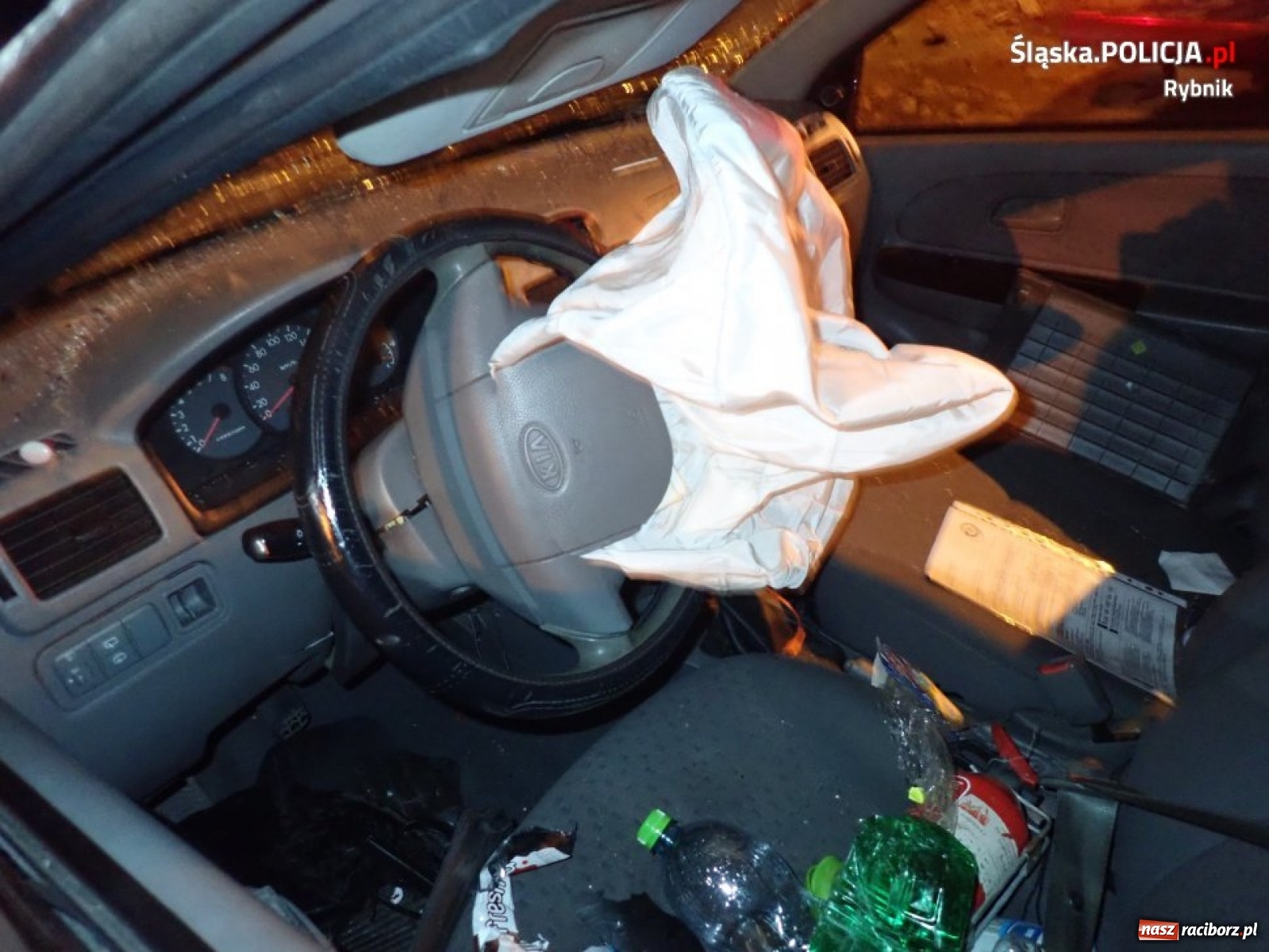 Zdjęcie w galerii na portalu naszraciborz.pl: Tak się kończy pijaństwo za kierownicą [FOTO]  wiadomości z regionu