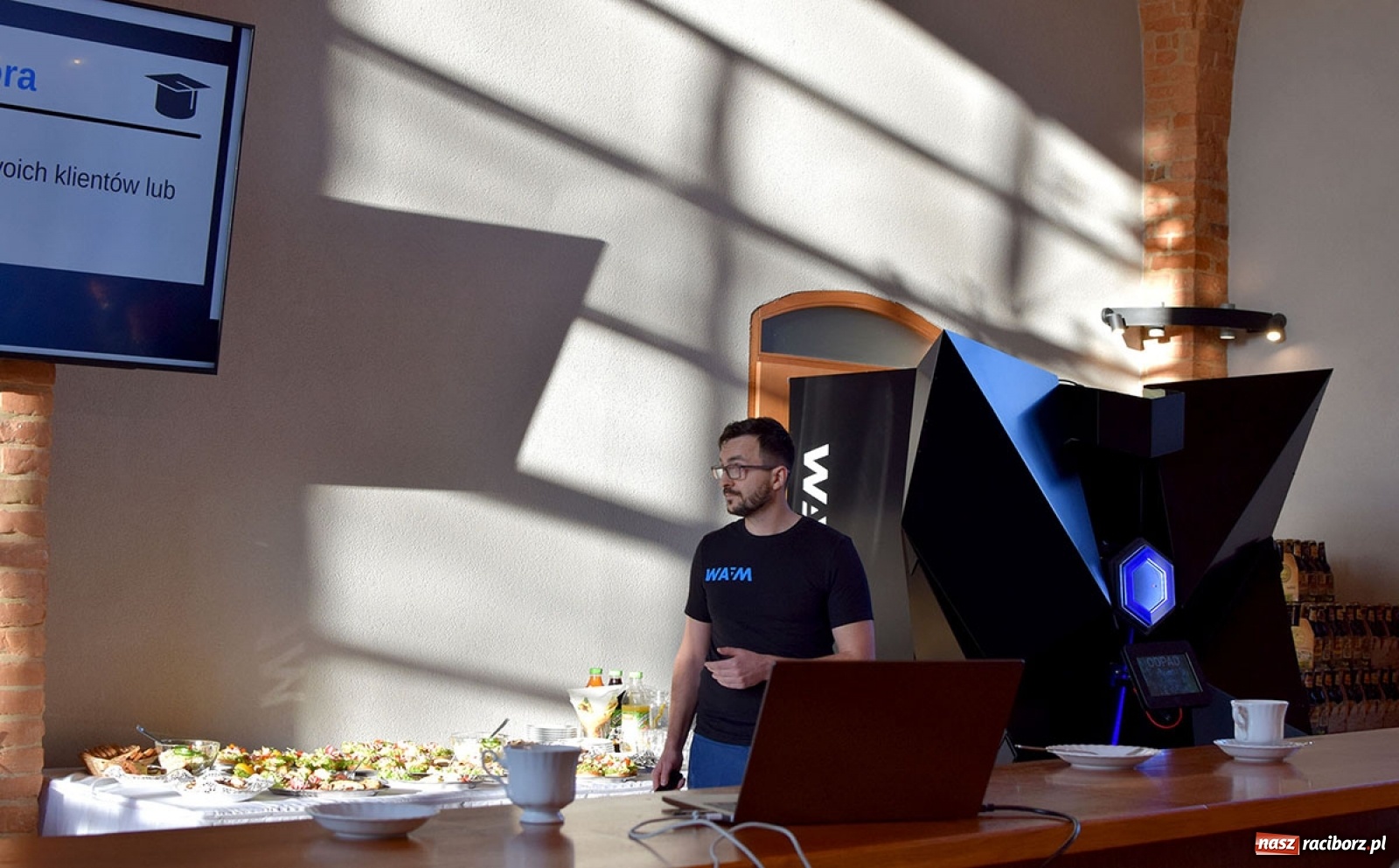 Zdjęcie w galerii na portalu naszraciborz.pl: W browarze o biznesie. Śniadanie przedsiębiorców w przybytku Gambrinusa wiadomości z regionu