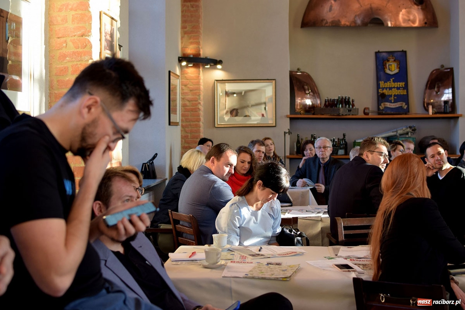 Zdjęcie w galerii na portalu naszraciborz.pl: W browarze o biznesie. Śniadanie przedsiębiorców w przybytku Gambrinusa wiadomości z regionu