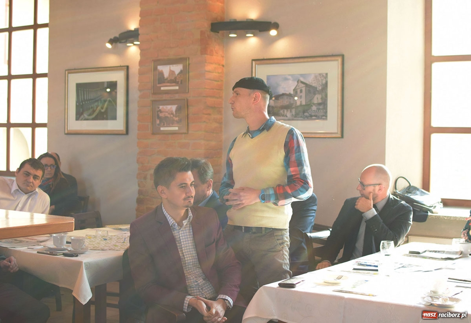 Zdjęcie w galerii na portalu naszraciborz.pl: W browarze o biznesie. Śniadanie przedsiębiorców w przybytku Gambrinusa wiadomości z regionu