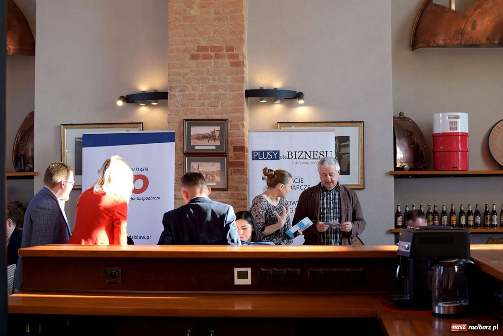 Zdjęcie w galerii na portalu naszraciborz.pl: W browarze o biznesie. Śniadanie przedsiębiorców w przybytku Gambrinusa wiadomości z regionu