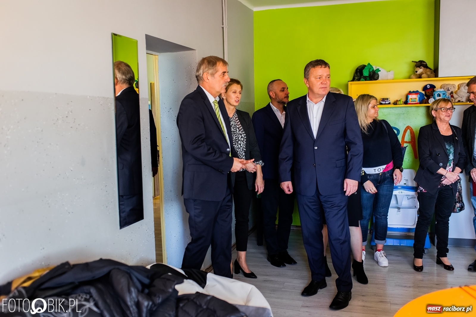 Zdjęcie w galerii na portalu naszraciborz.pl: Do Samborowic wróciły dzieci. Dziś przecięto wstęgę [FOTO] wiadomości z regionu