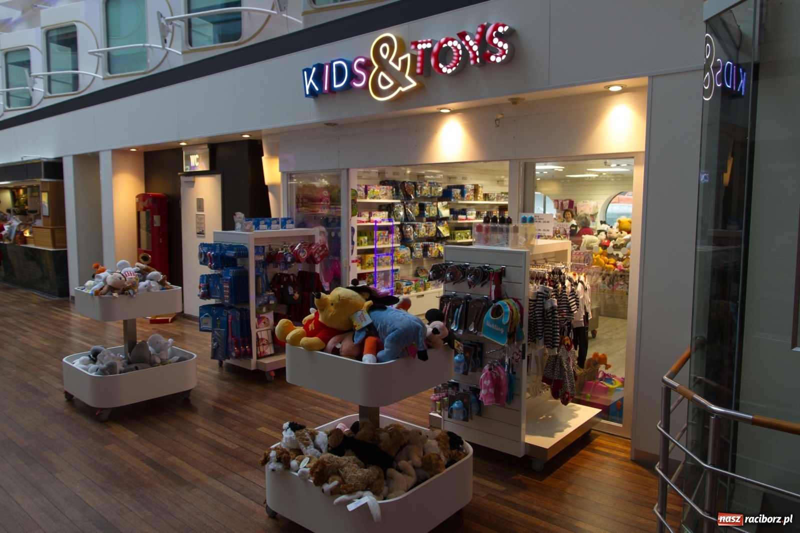 Zdjęcie w galerii na portalu naszraciborz.pl: Sylwester na morzu – przywitaj Nowy Rok z biurem Orinoko! wiadomości z regionu