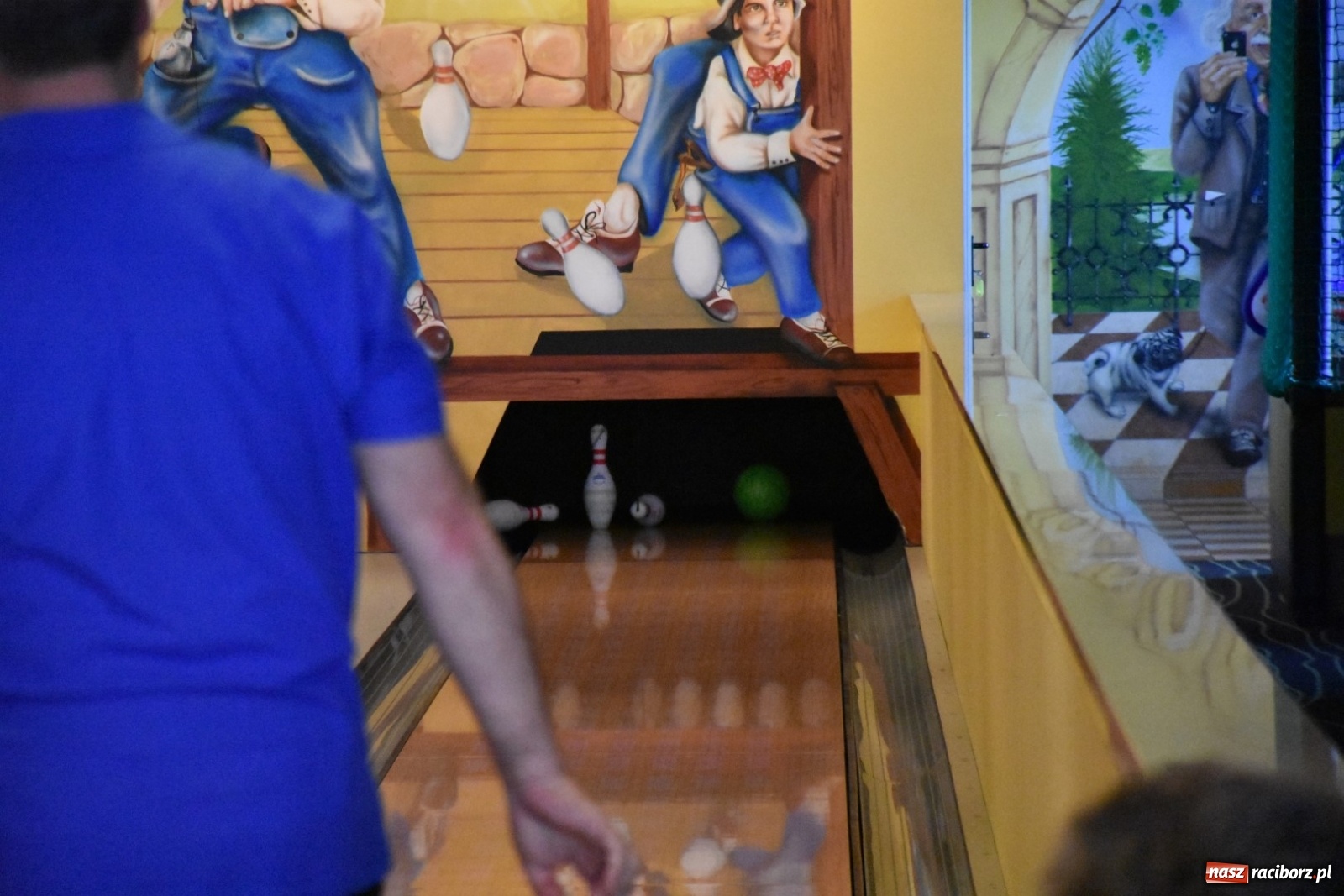 Zdjęcie w galerii na portalu naszraciborz.pl: Polsko-czeska rywalizacja na kręgielni wiadomości z regionu