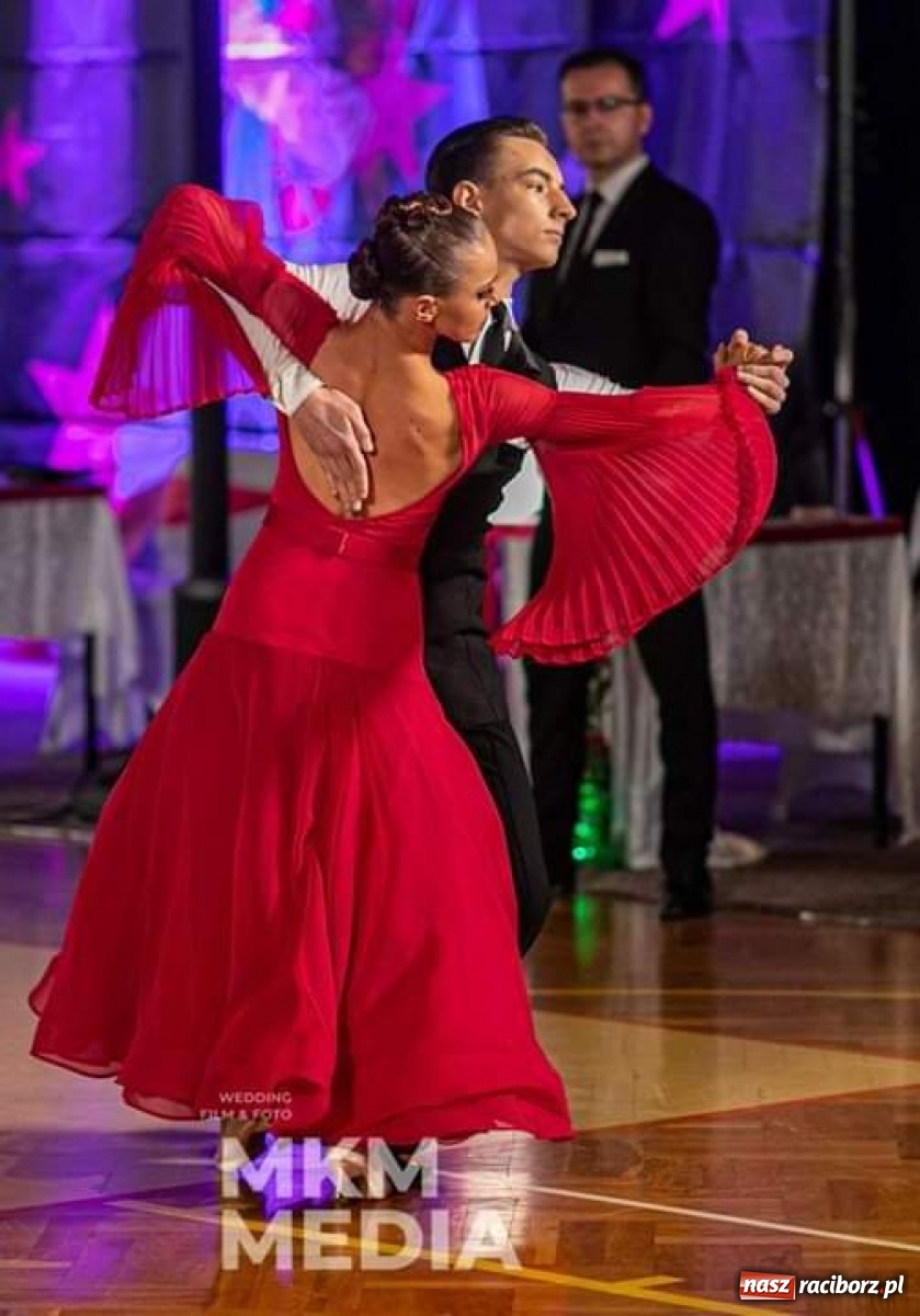 Zdjęcie w galerii na portalu naszraciborz.pl: Jakub i Zuzanna wytańczyli cenny brąz wiadomości z regionu