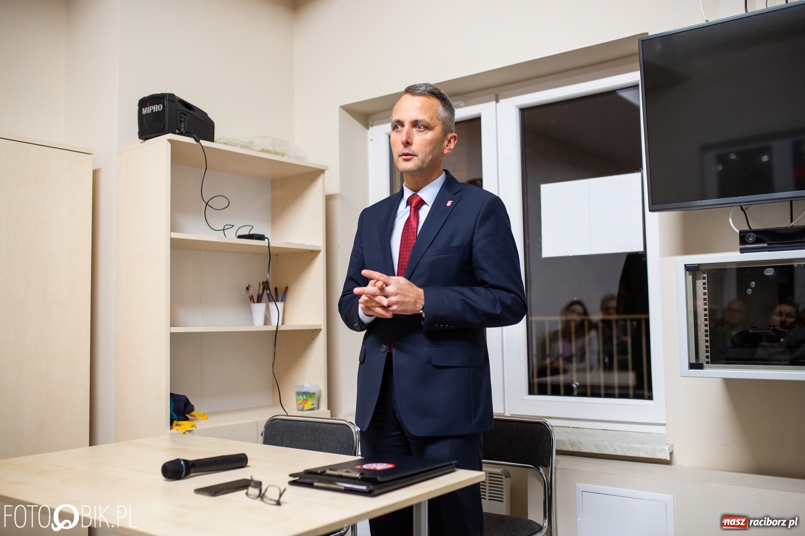 Zdjęcie w galerii na portalu naszraciborz.pl: Mieszkańcy Obory dopytywali o strategię walki ze smogiem wiadomości z regionu