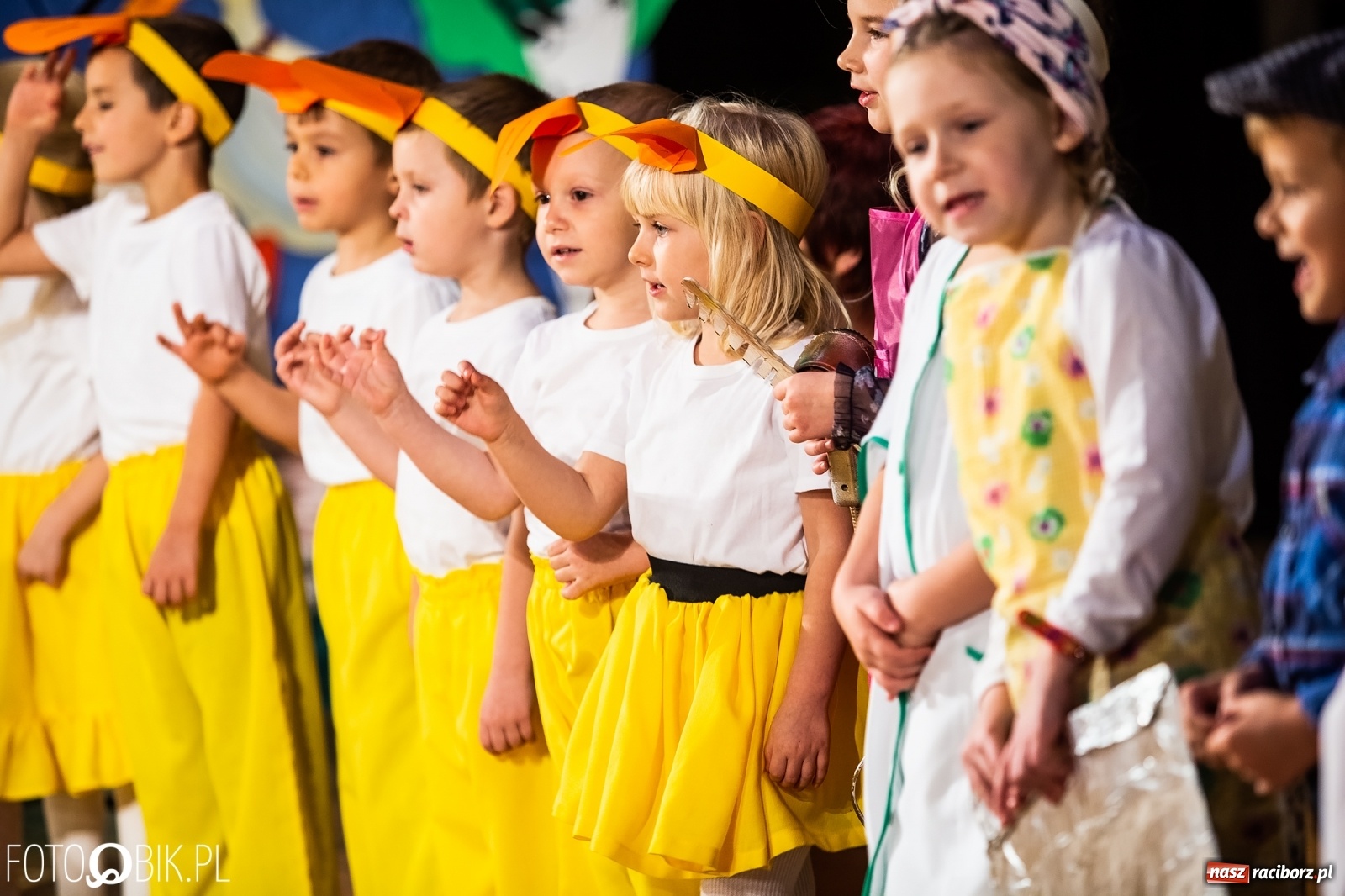 Zdjęcie w galerii na portalu naszraciborz.pl: Gala XI Mini Festiwalu Przedszkolaków wiadomości z regionu