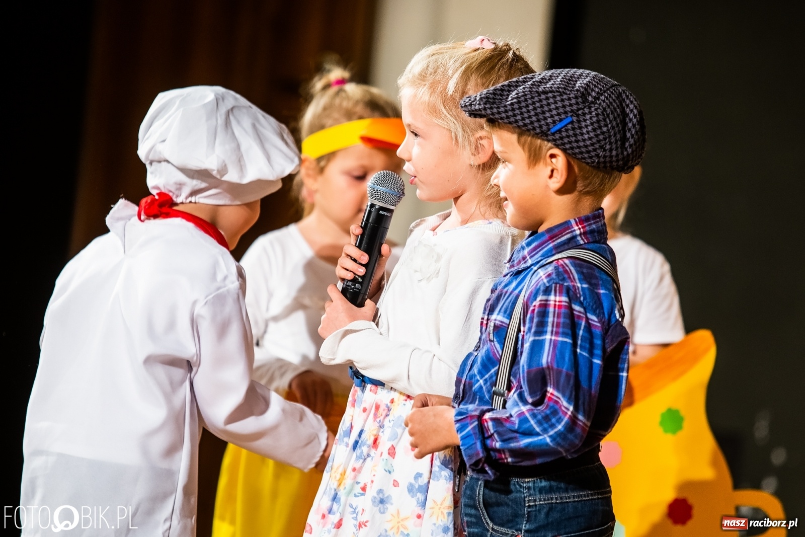 Zdjęcie w galerii na portalu naszraciborz.pl: Gala XI Mini Festiwalu Przedszkolaków wiadomości z regionu