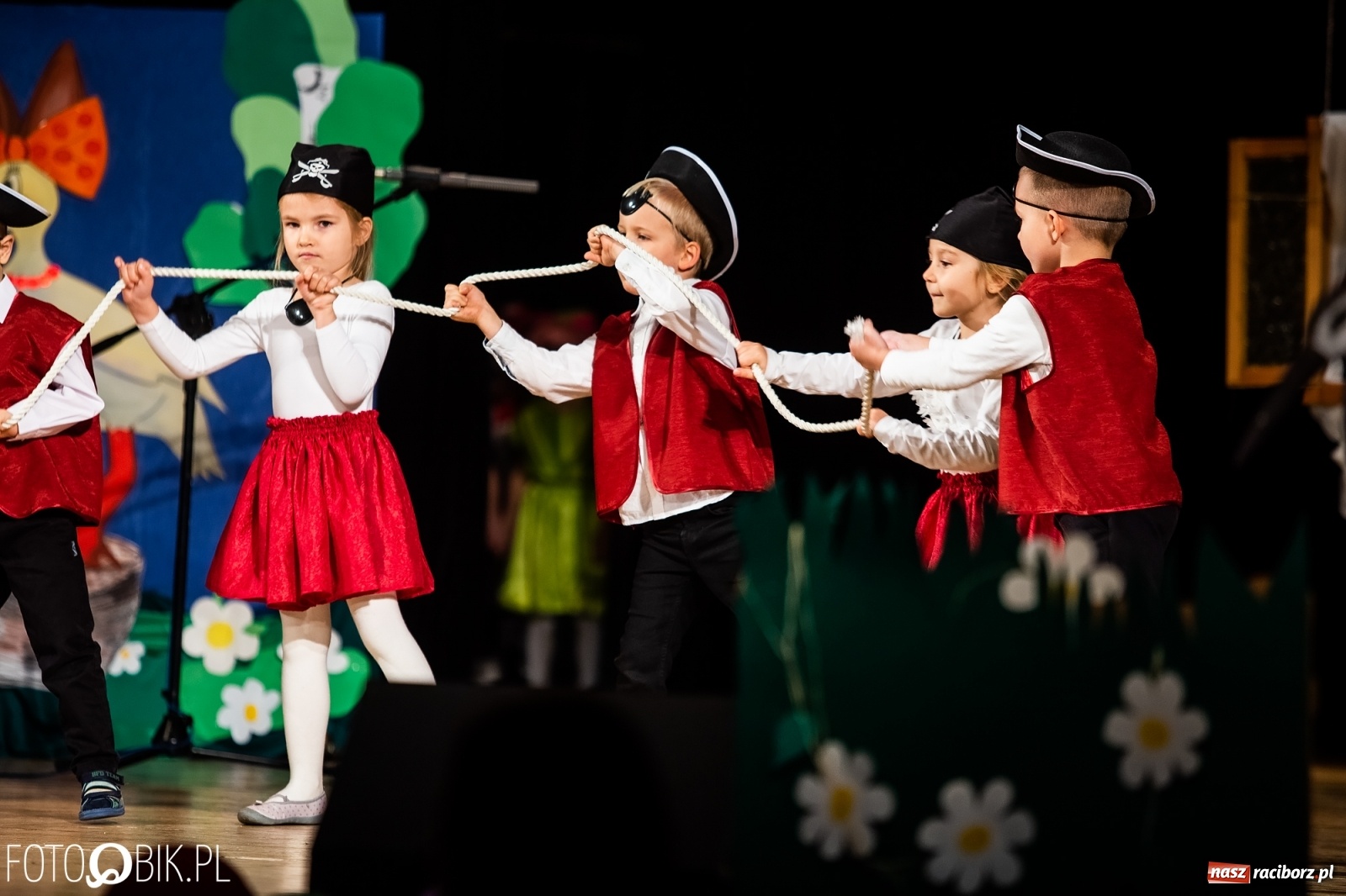 Zdjęcie w galerii na portalu naszraciborz.pl: Gala XI Mini Festiwalu Przedszkolaków wiadomości z regionu