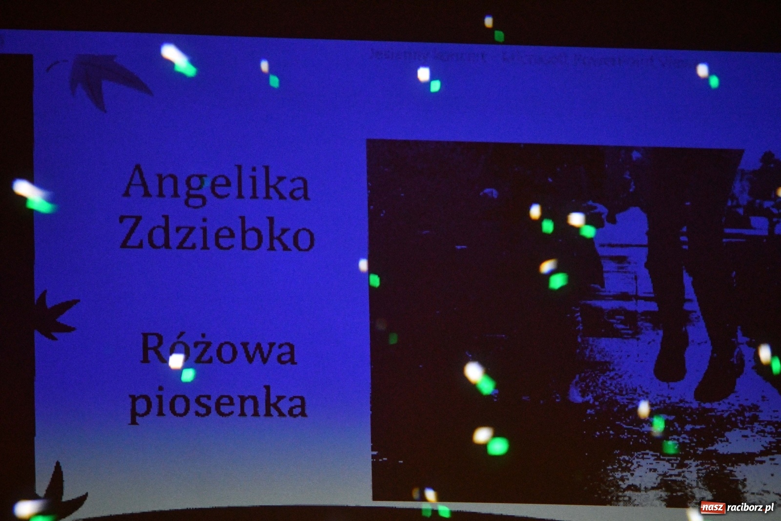 Zdjęcie w galerii na portalu naszraciborz.pl: Na jesienną nutę. Wieczór z piosenką w MDK  wiadomości z regionu